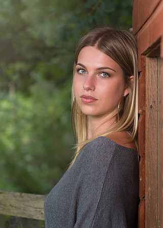 Laura (7)