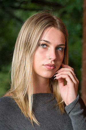 Laura (11)