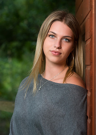 Laura (14)