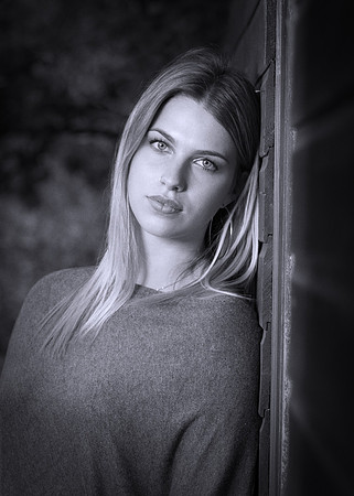 Laura (21)