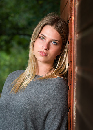 Laura (20)