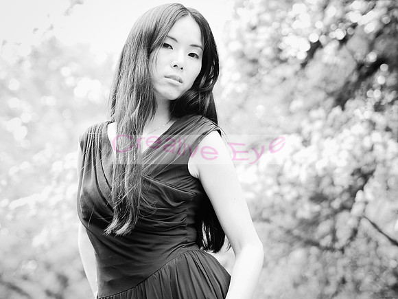 P5068859BW
